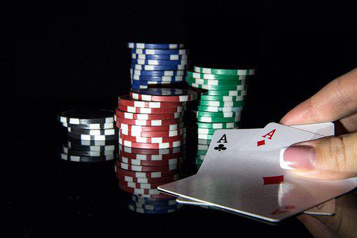 Tournament poker chips